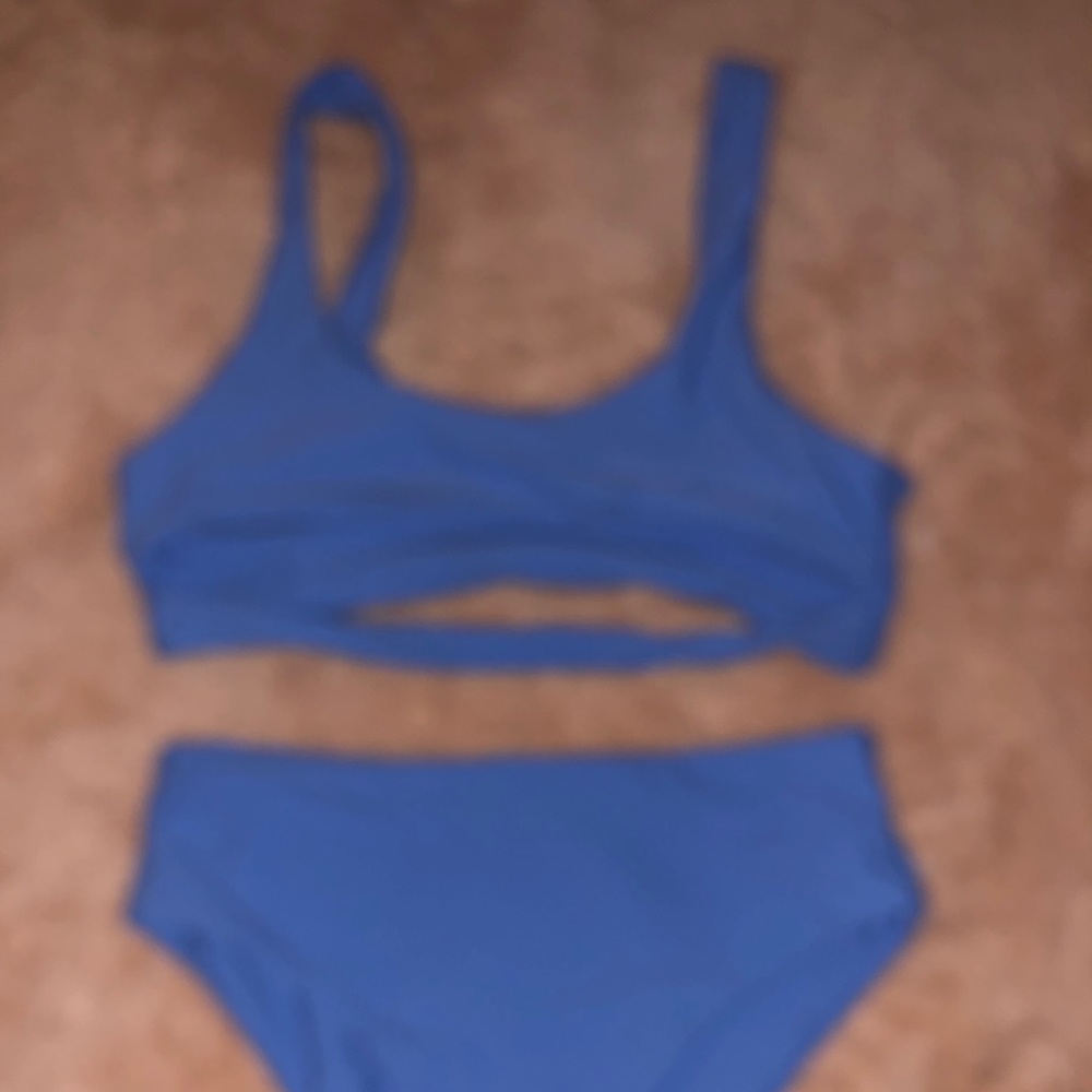 Blue bathing suit two piece - Picture 2 of 4